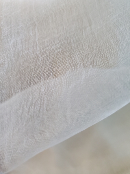 Silk Gauze Fabric (3mommes)